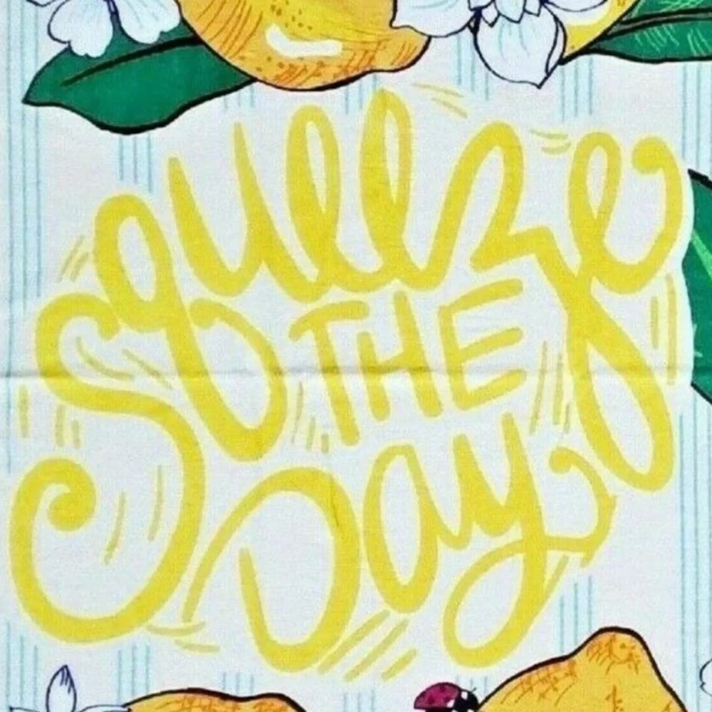 Vera Bradley Lemon Grove 🍋 Squeeze the Day Beach Towel New 2022